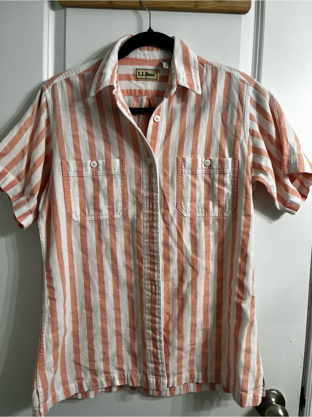 L.L. Bean Men's pinky Peach-White Striped Short-Sleeve Button-Up Shirt vintage